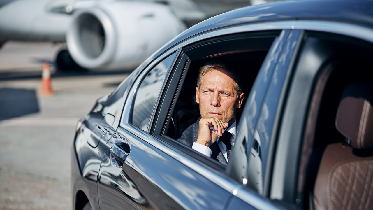 Executive airport transfer